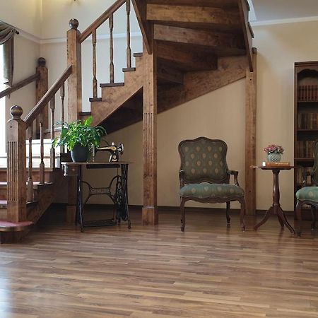 Kuelalistemaja Kukruse Residents Hotel Kohtla-Järve Екстериор снимка