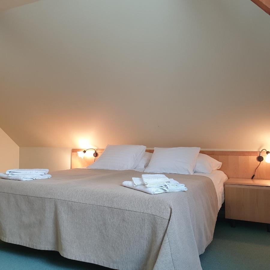 Kuelalistemaja Kukruse Residents Hotel Kohtla-Järve Екстериор снимка
