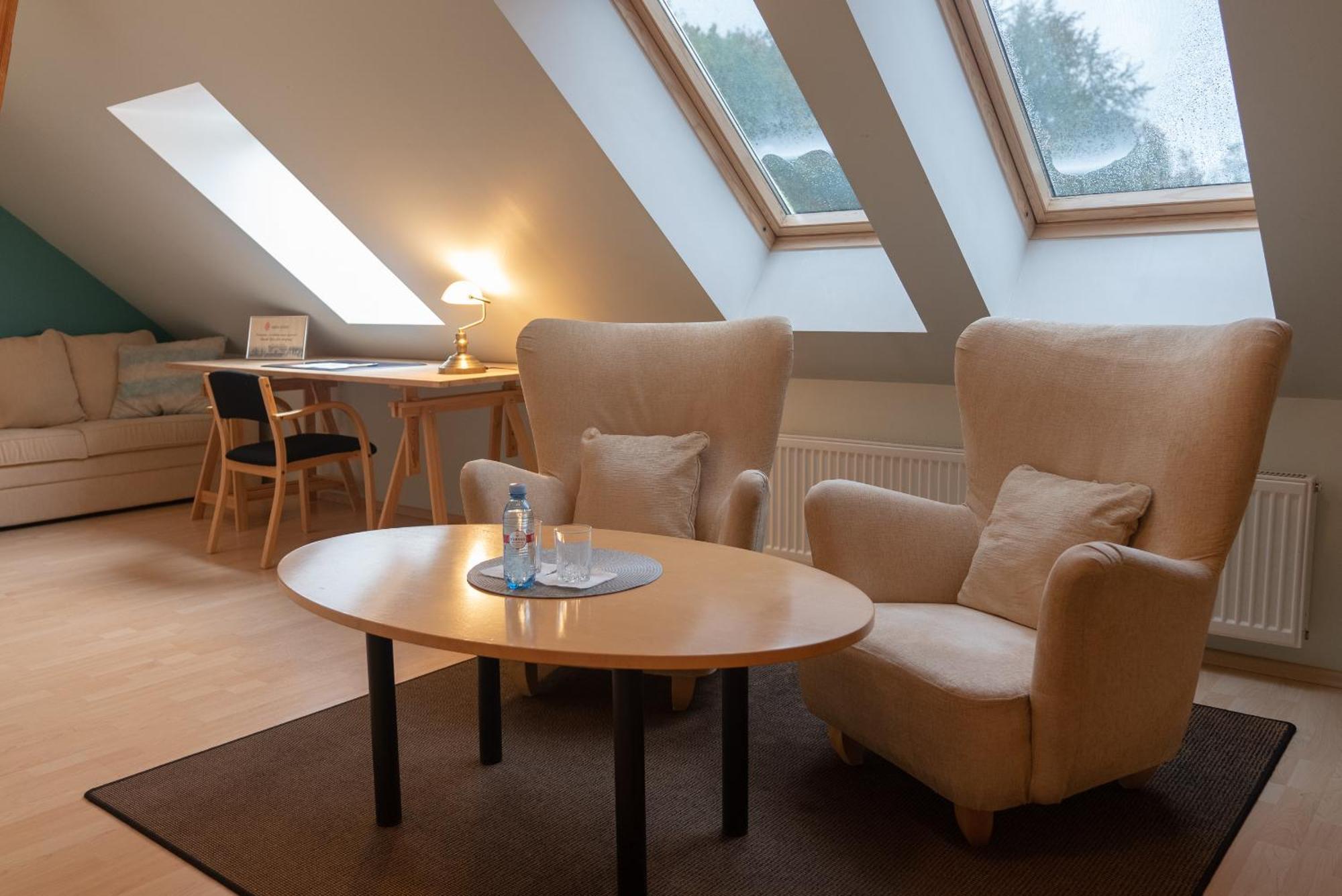 Kuelalistemaja Kukruse Residents Hotel Kohtla-Järve Екстериор снимка